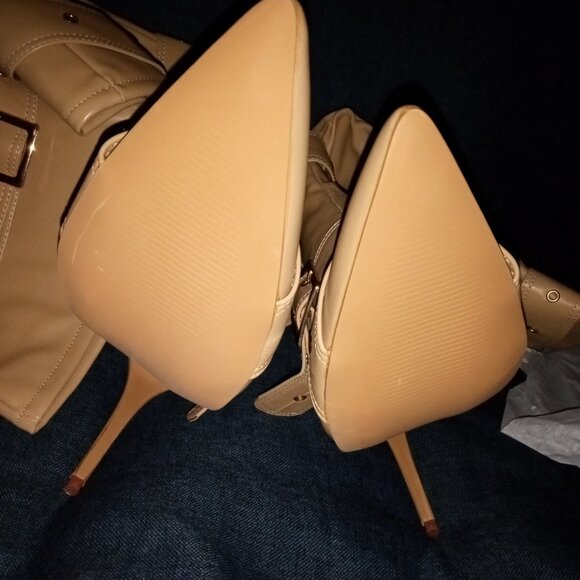 " BUCKLED  UP BABE  "  Over The Knee Heeled Boots - Nude ( BRAND NEW !!!!!! - Picture 5 of 6